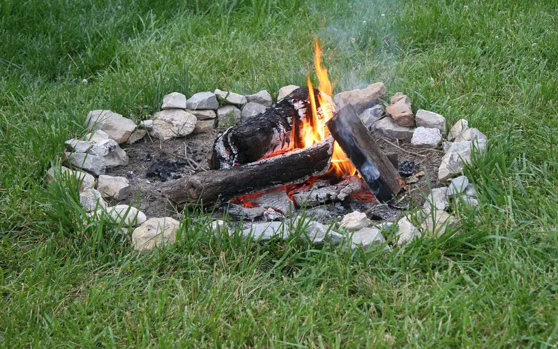 Easy to build simple fire pit