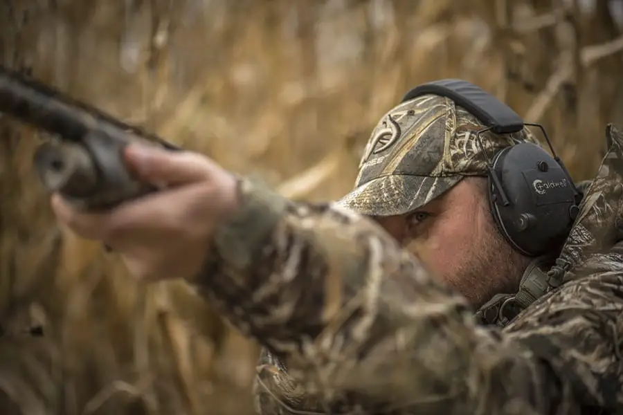 Best Electronic Hearing Protection While Hunting Reviewed