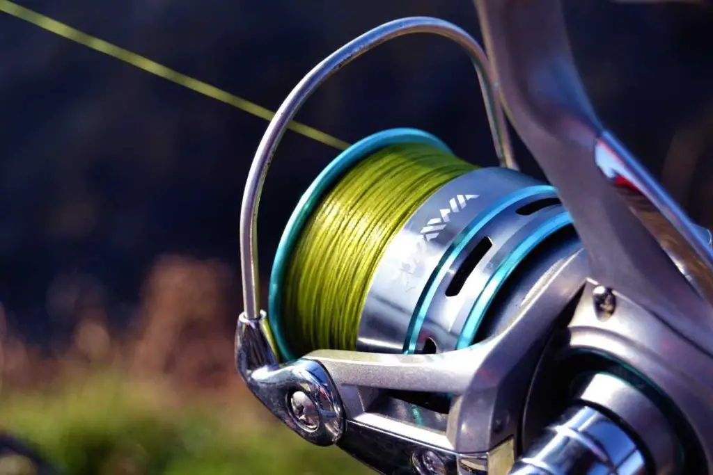 new line on spinning reel