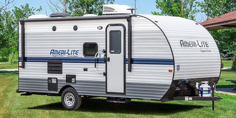 The Best Camper Trailers on a Budget ($10,000 or less!) 19