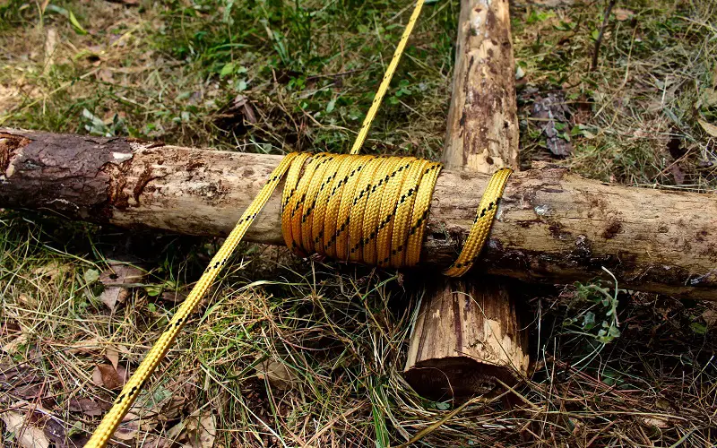 Rope for survival kit